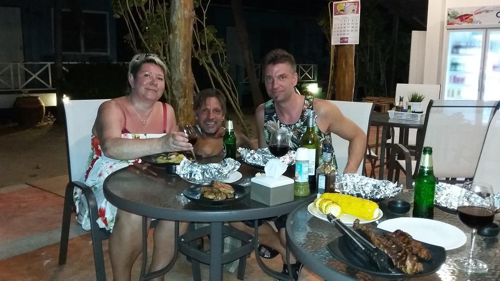 Sea Gate Beach Resort Тонг Сала Экстерьер фото